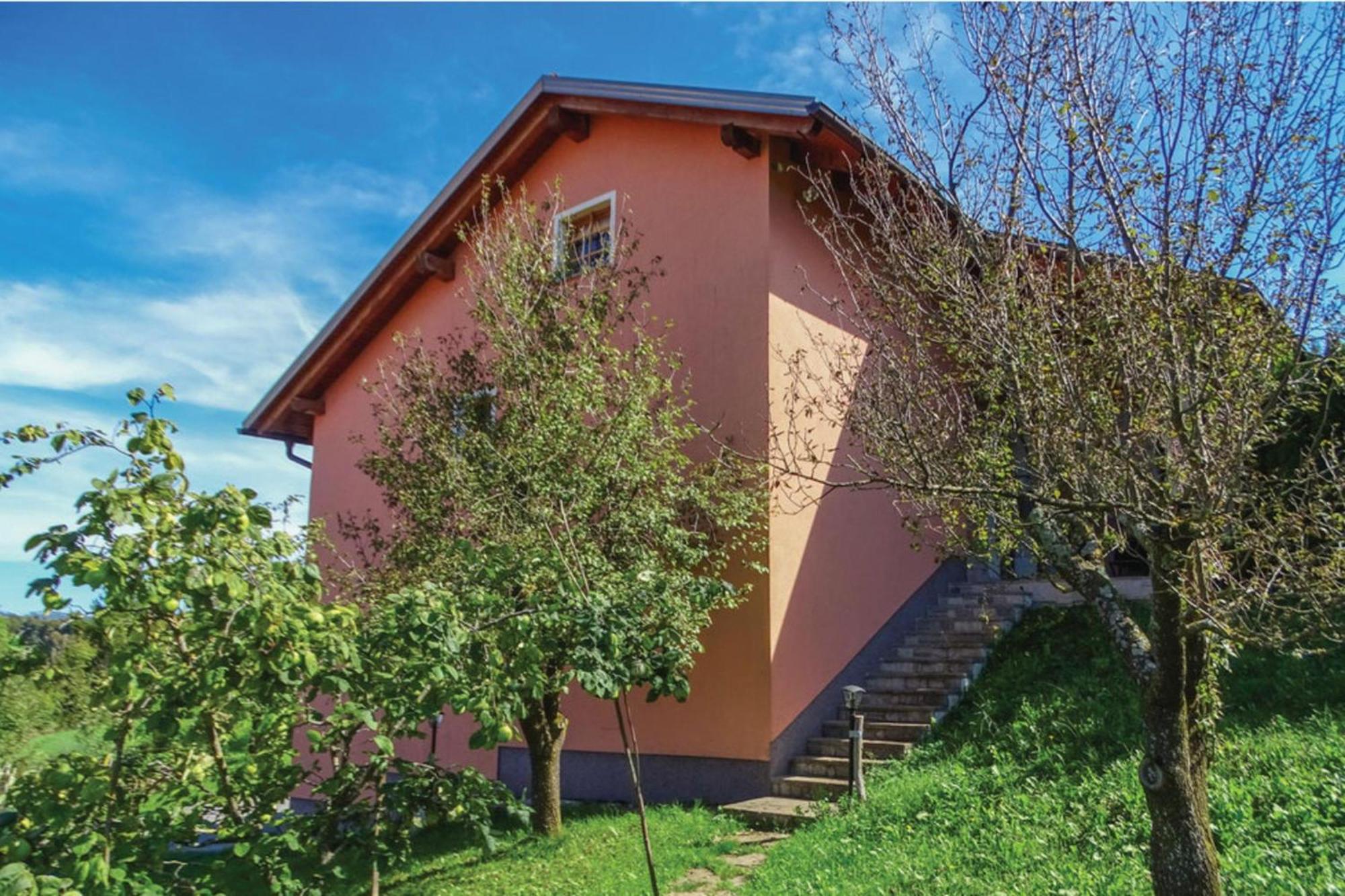 House Na Meji With Sauna - Happy Rentals Півка Екстер'єр фото