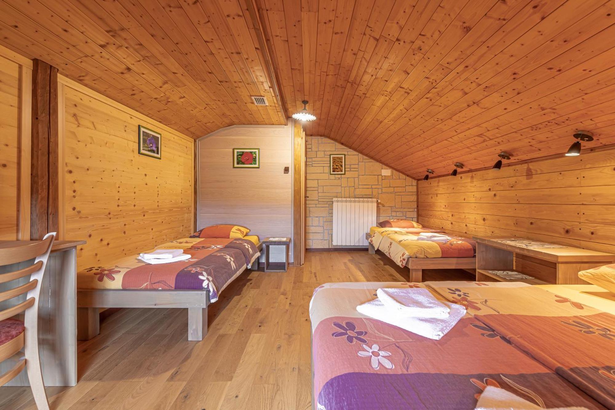 House Na Meji With Sauna - Happy Rentals Півка Екстер'єр фото