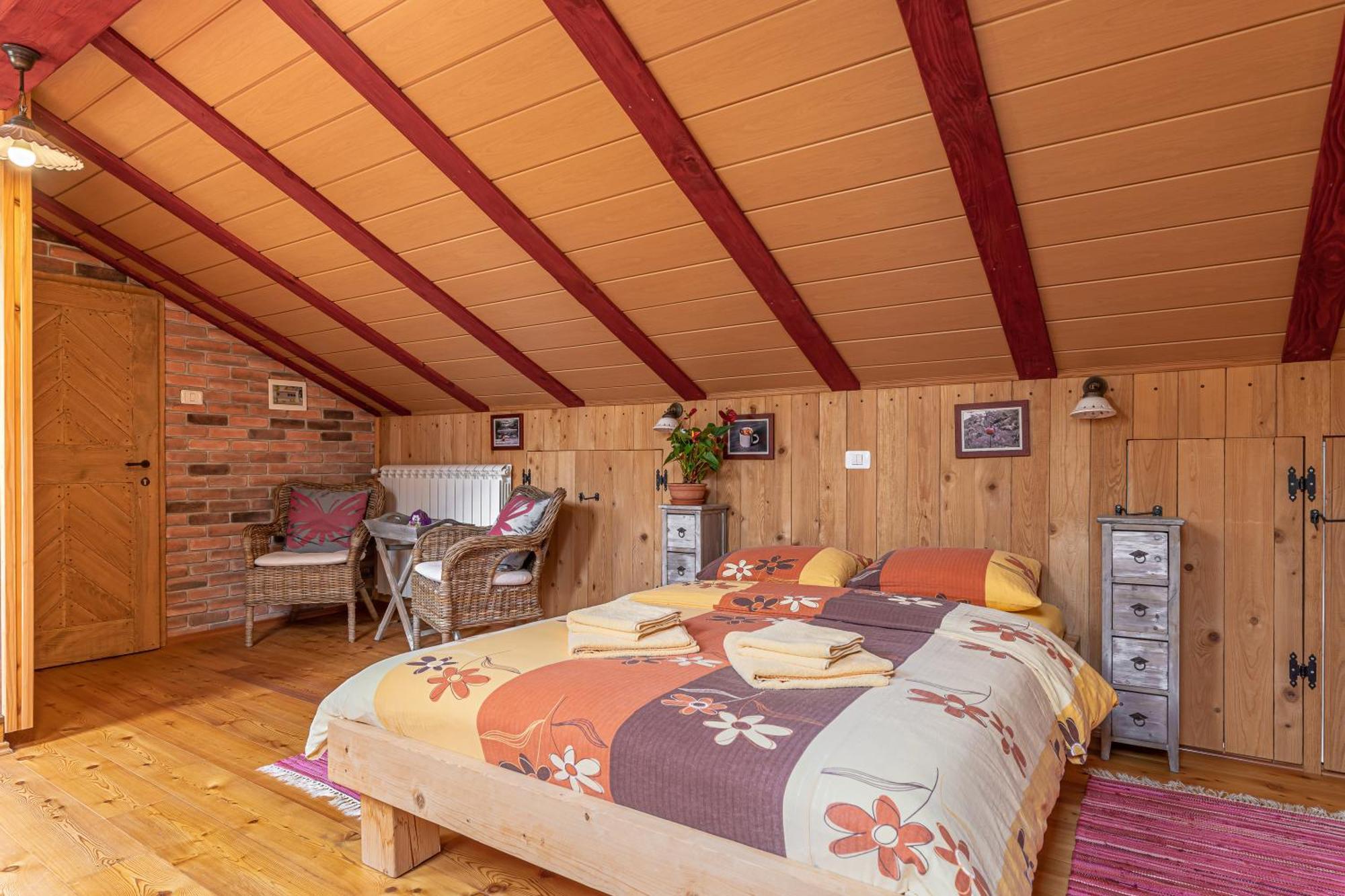 House Na Meji With Sauna - Happy Rentals Півка Екстер'єр фото